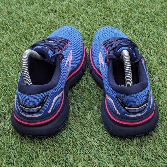 BROOKS GHOST 15 - Women's Athletic Shoes - SIZE 5B - Picture 4 of 9